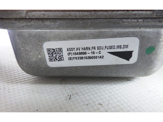   Pojistková skříňka 1048690-10-C   Tela Model S 2015