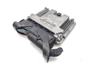 Řídící jednotka 96814427, 0281013873   Opel Antara 2008