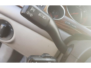 Кнопки рулевого колеса    Audi A8 S8 D3 4E
