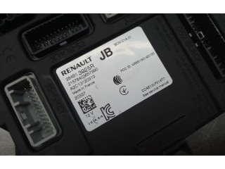 Блок комфорта 284B13925R, 21578403657990   Renault Captur II   