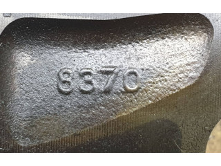 Píst 8370   Mercedes-Benz E W212     