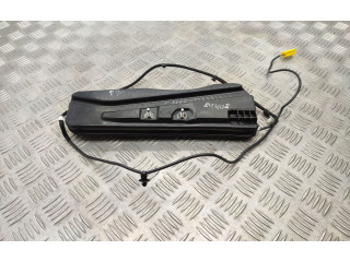 Подушка безопасности в сиденье AV11R611D11AE   Ford B-MAX