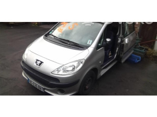 Zpětné zrcátko  Peugeot 1007 2005  8153WN  