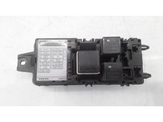   Pojistková skříňka 30889703, 0A1004624972   Volvo S40, V40 1999