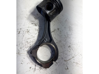 Píst 8340F   Mercedes-Benz ML W164    642.940 