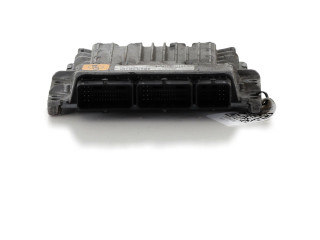 Řídící jednotka 237100386R, X0-6835C   Renault Trafic I 2010