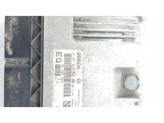 Řídící jednotka 0281014025, 55205623   Opel Zafira B 2007