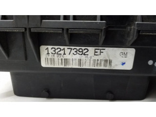   Pojistková skříňka 13217392   Opel Corsa D 2010