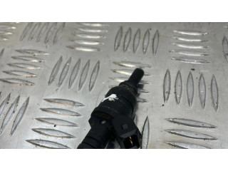 Vstřikovač 1427240   BMW 5 E60 E61  pro benzínový motor 2.2 M54B22 