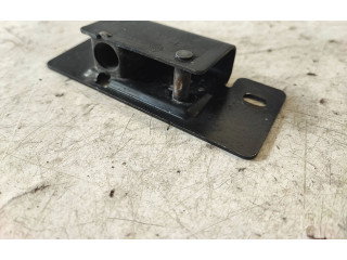 Замок багажника 8200006253, 91166044    Renault Trafic II (X83) 2002 - 2014 года