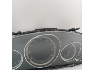 Přístrojová deska  Mercedes-Benz E A207 2011 A2129003913, 2129013802  