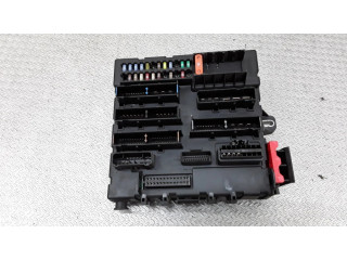 Блок предохранителей 13189924   Opel Vectra C    