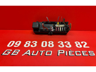   Pojistková skříňka A0005400372   Mercedes-Benz E W210 2000