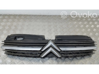 Верхняя решётка Citroen C5 2001-2004 года 9636751980, 28857M      