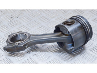 Píst    BMW 5 E39  pro naftový motor 2.5 M57 D25 (256D1) 