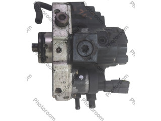 Vstřikovací čerpadlo 0445010043, 8689590   Volvo V70     