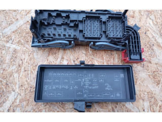 Блок предохранителей  P68143318AE, 68143318AE   Fiat Freemont    