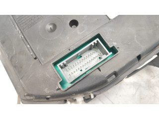 Přístrojová deska  Renault Megane II 2004 8200399694, RBAC2736899  