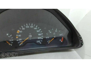 Přístrojová deska  Mercedes-Benz E W210 2001 2105400311  