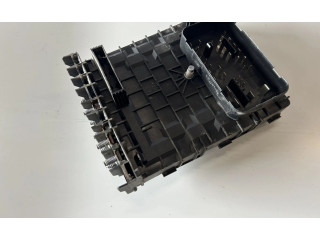 Блок предохранителей  1K0937125, 1K0937125   Volkswagen Golf Plus    