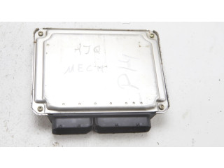 Блок управления двигателя 06A906032R, 06A906032R   Audi TT Mk1