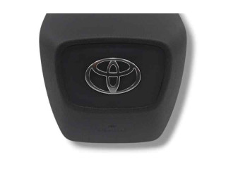 Подушка безопасности водителя 4513042360C0   Toyota bZ4X