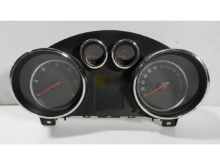 Панель приборов 13433776   Opel Astra J       