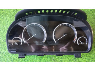 Přístrojová deska  BMW 7 F01 F02 F03 F04 2011 17388410, 9232951  