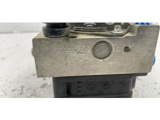 Jednotka ABS 8200963331   Renault Trafic II (X83) 2014