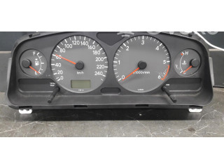 Панель приборов 88458017   Toyota Avensis T220       
