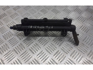 Топливная рампа 03E13332003E906031   Seat Ibiza III (6L)  