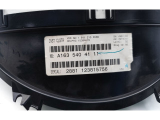 Přístrojová deska  Mercedes-Benz ML W163 2002 A1635404111, 15394670  