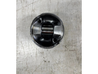 Píst 131010W020, 131010W021   Toyota Land Cruiser (J200)     