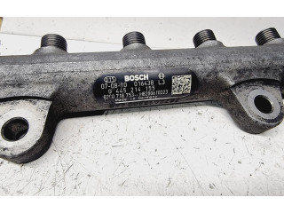 Vstřikovací lišta 0445214155, 1752000Q2B   Nissan X-Trail T31    M9R 