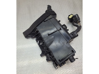 Блок предохранителей 32200112   Volvo S90, V90    