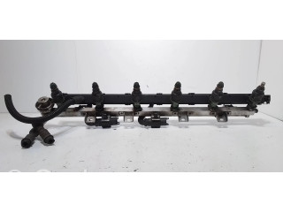 Vstřikovací lišta 0280150415   BMW 5 E39  pro benzínový motor 2.3  