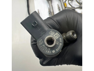 Vstřikovač 8511626, 0445010768   BMW 1 F20 F21  pro naftový motor 1.5  