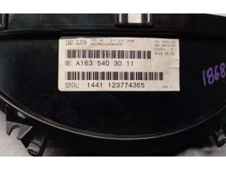 Přístrojová deska  Mercedes-Benz ML W163 2005 A1635403011, 15380379  