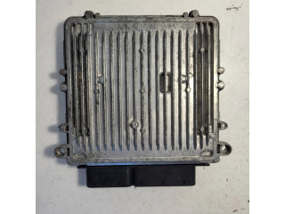 Řídící jednotka A6421508379, 1039S09573   Mercedes-Benz C W203 2002