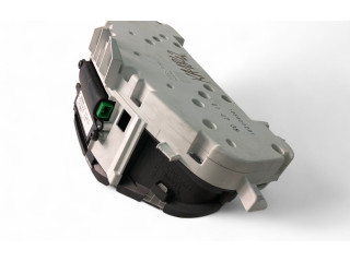 Панель приборов 30728642   Volvo S40       