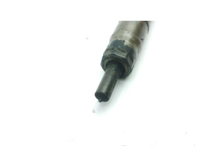 Форсунка 338002A800, 2041905242305    Hyundai i40 для дизельного двигателя  1.7