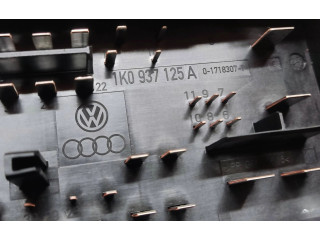   Pojistková skříňka 1K0937815C, 1K0937814F   Volkswagen Tiguan 2010