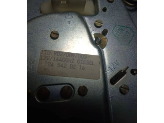 Přístrojová deska  Mercedes-Benz E W124 1987 1245420216, 902089003  