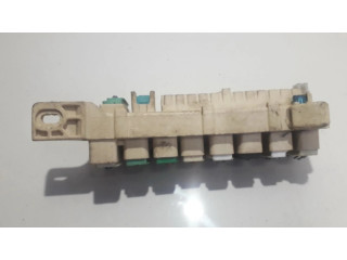   Pojistková skříňka    Mazda MPV 1997