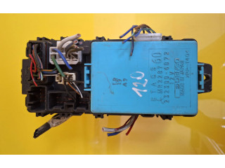 Блок предохранителей  MR228760   Mitsubishi Colt    