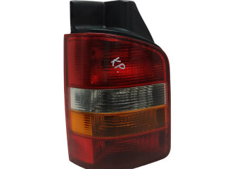 Задний фонарь левый 7H0945257A    Volkswagen Transporter - Caravelle T5   2003-2015 года