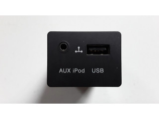 Разъем AUX