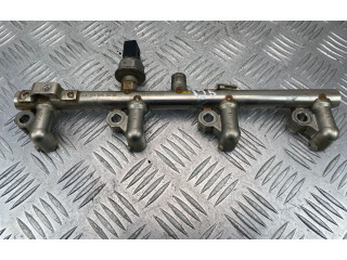 Vstřikovací lišta A2710705495   Mercedes-Benz C W204    27182030503872 