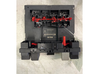 Блок предохранителей  3C0937049E, 28022870   Volkswagen Golf Plus    