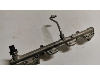 Vstřikovací lišta 7639979   BMW X1 F48 F49  pro benzínový motor 2.8  